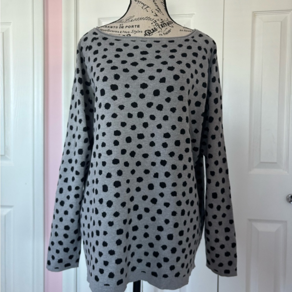H&M Black and Gray Polka Dot Sweater